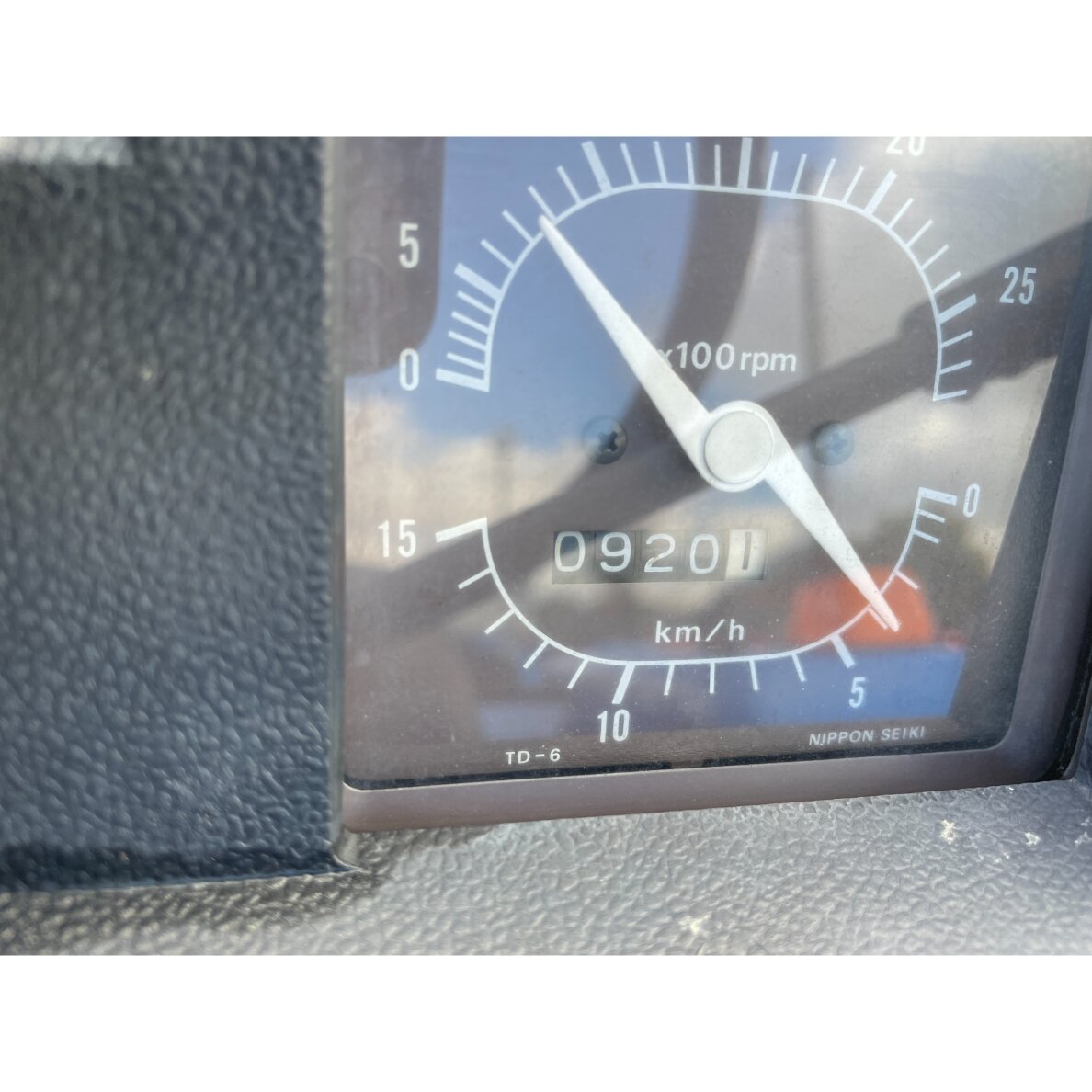 MITSUBISHI MT2001X 4